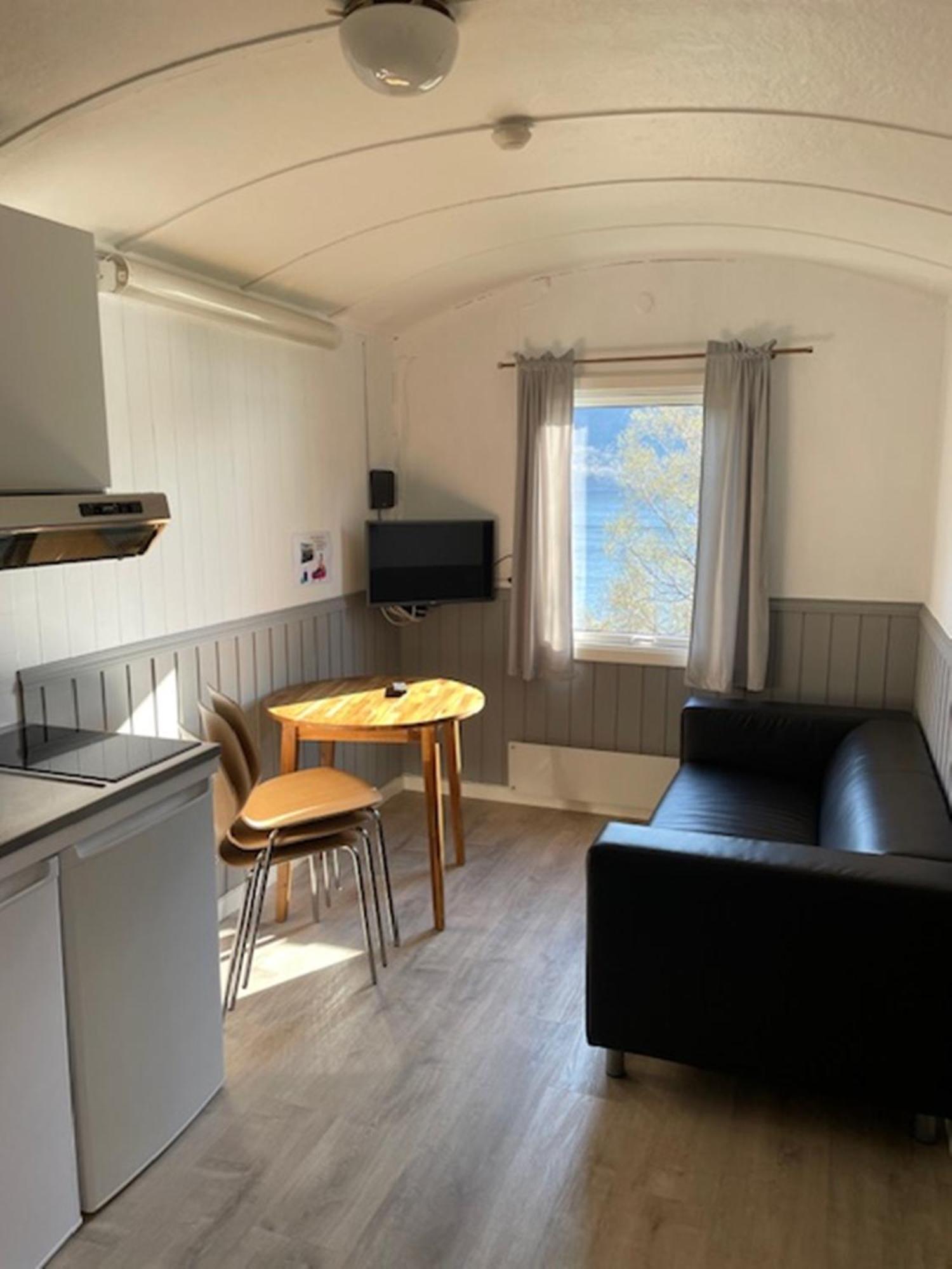 Langenuen Motel&Camping Stord Exterior foto